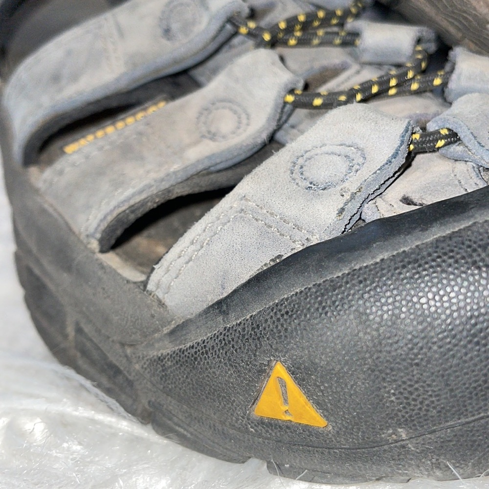 Keen Women's Newport H2, Size 7.5 - Picture 7 of 11